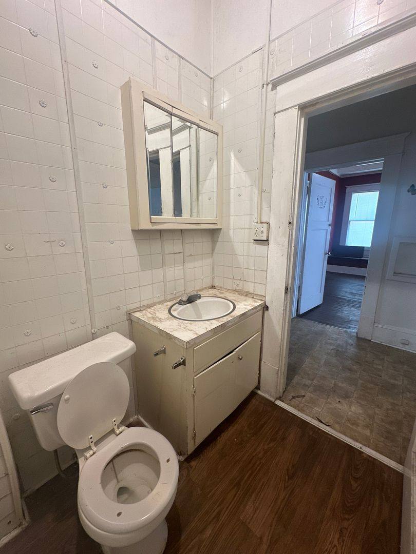 House for rent at 215 W Magnolia St, Fitzgerald, GA 31750