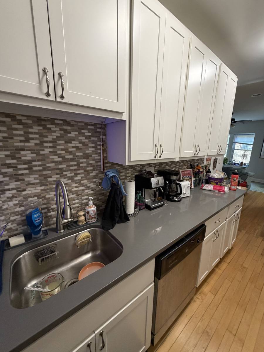 Apartment for rent at 6510 N Glenwood Ave #3E, Chicago, IL 60626