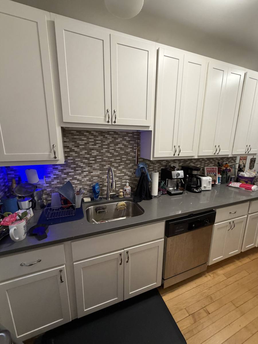 Apartment for rent at 6510 N Glenwood Ave #3E, Chicago, IL 60626