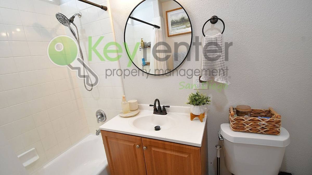 Townhouse for rent at 8075 Palm St, Lemon Grove, CA 91945