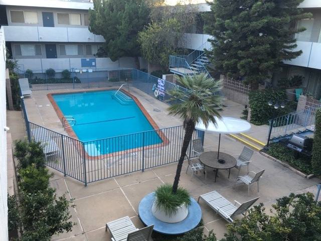 Apartment for rent at 8830 Etiwanda Ave, Northridge, CA 91325