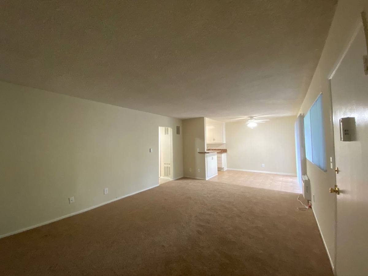 Apartment for rent at 8830 Etiwanda Ave, Northridge, CA 91325