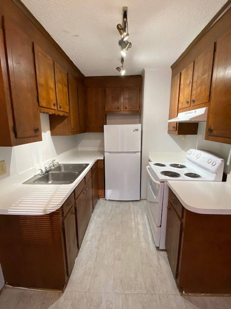 Apartment for rent at 3605 Edmond Drive-3610 Timberlane Dr, Columbia, SC 29205