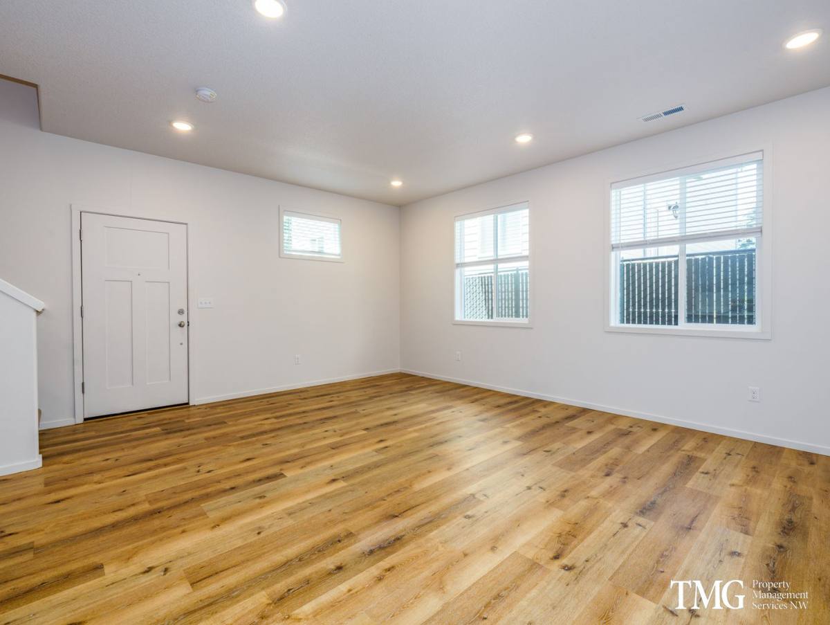 Townhouse for rent at 3519 Nicholson Rd, Vancouver, WA 98661