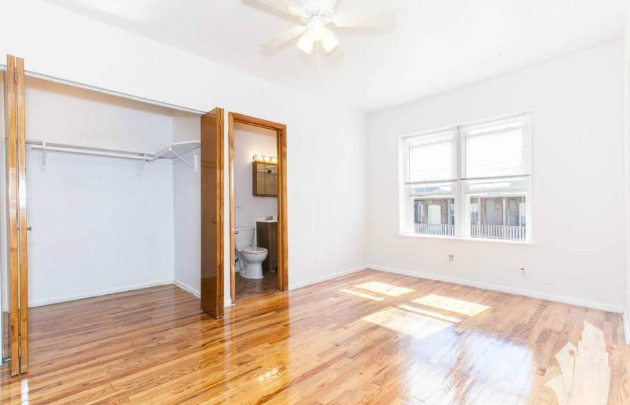 Apartment for rent at 4501 Malden St #3B, Chicago, IL 60640