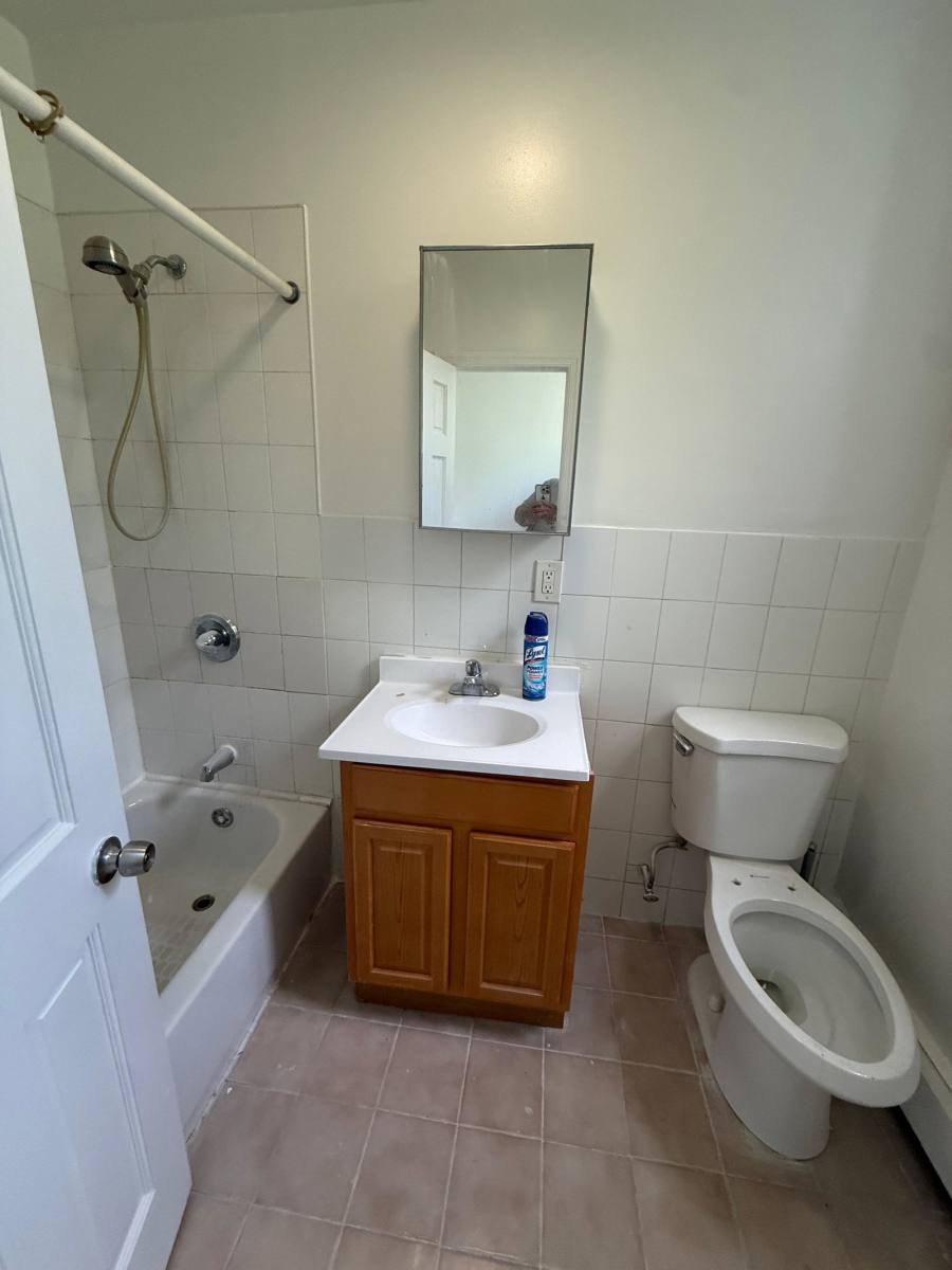 Apartment for rent at 448 Wyona St #3, Brooklyn, NY 11207