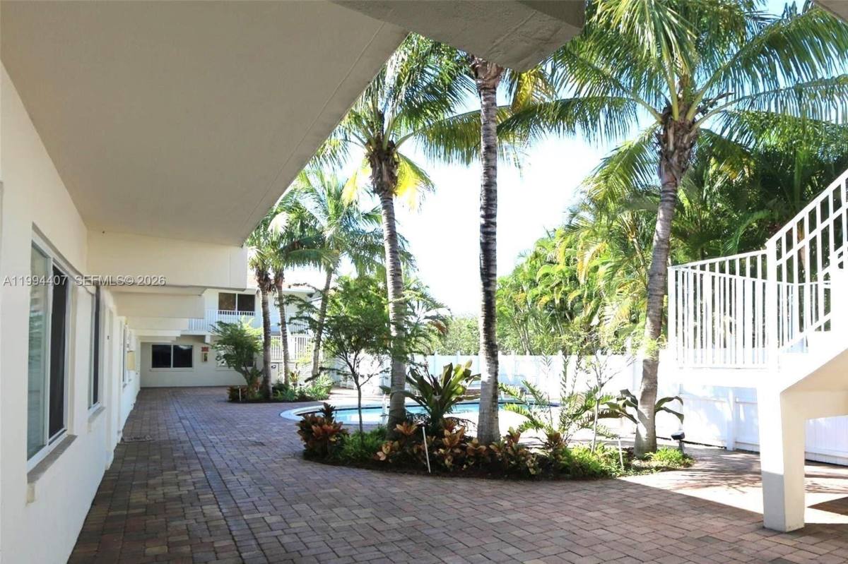 Condo for rent at 1878 NE 46th St, Fort Lauderdale, FL 33308