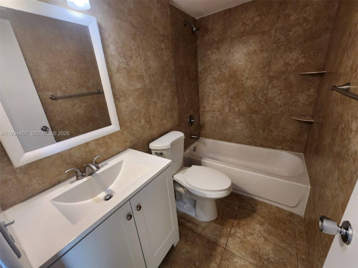 Condo for rent at 1878 NE 46th St, Fort Lauderdale, FL 33308