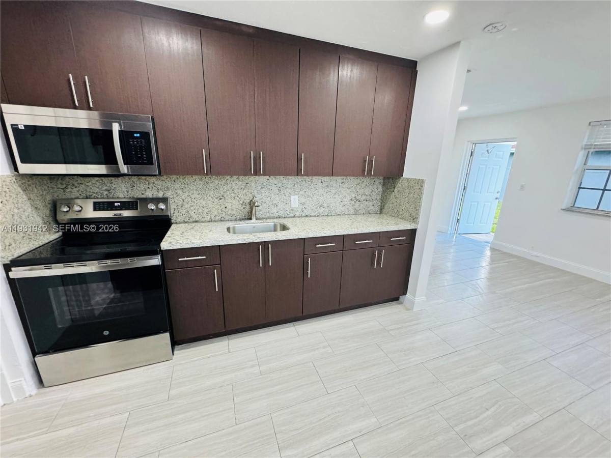 Apartment for rent at 631 NW 11th Ave, Fort Lauderdale, FL 33311