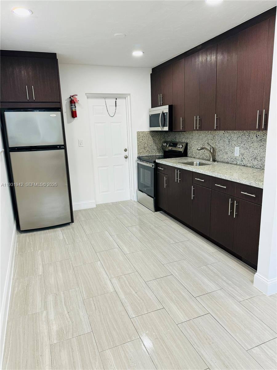 Apartment for rent at 631 NW 11th Ave, Fort Lauderdale, FL 33311