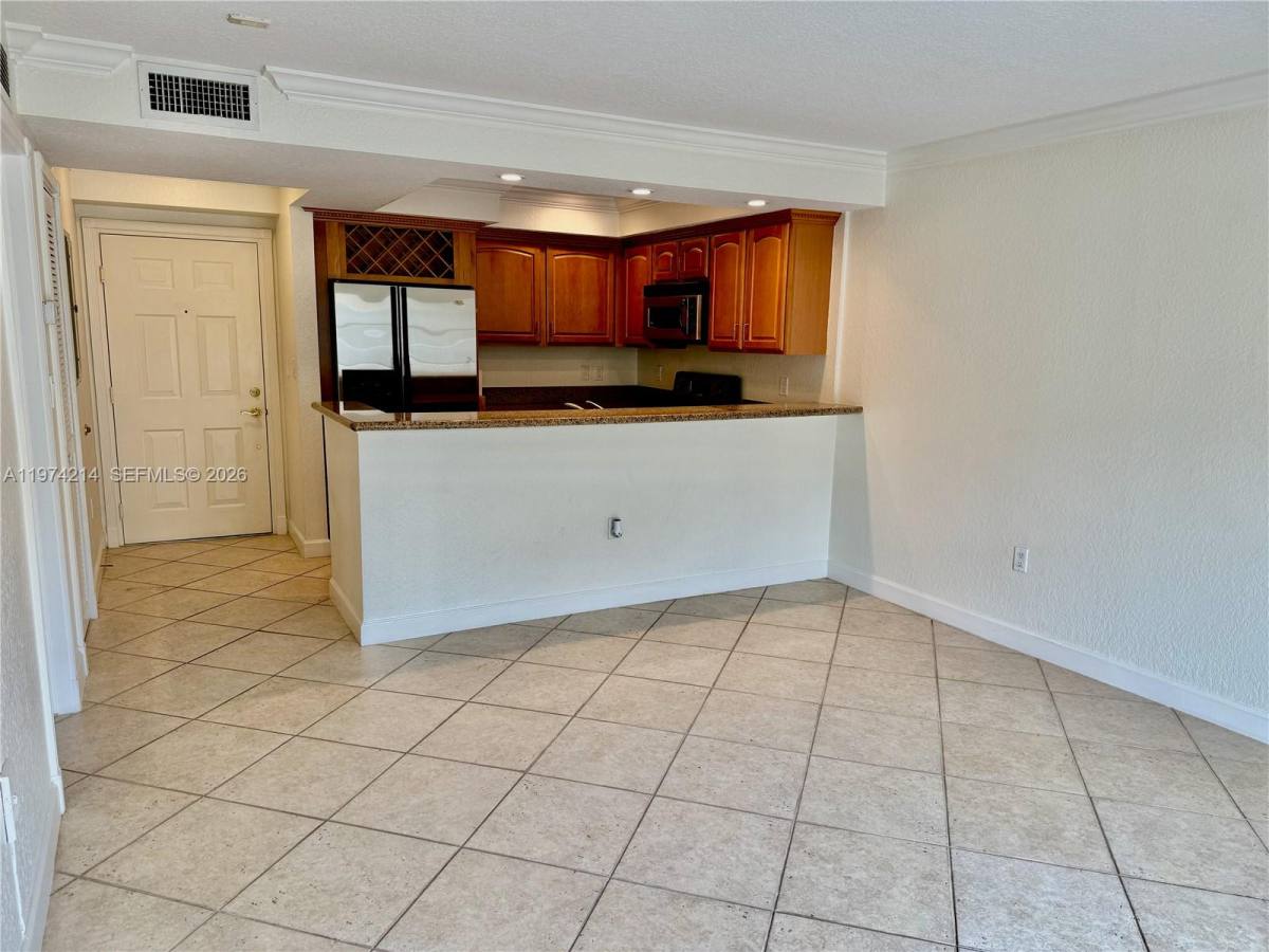 Apartment for rent at 151 NE 16th Ave, Fort Lauderdale, FL 33301
