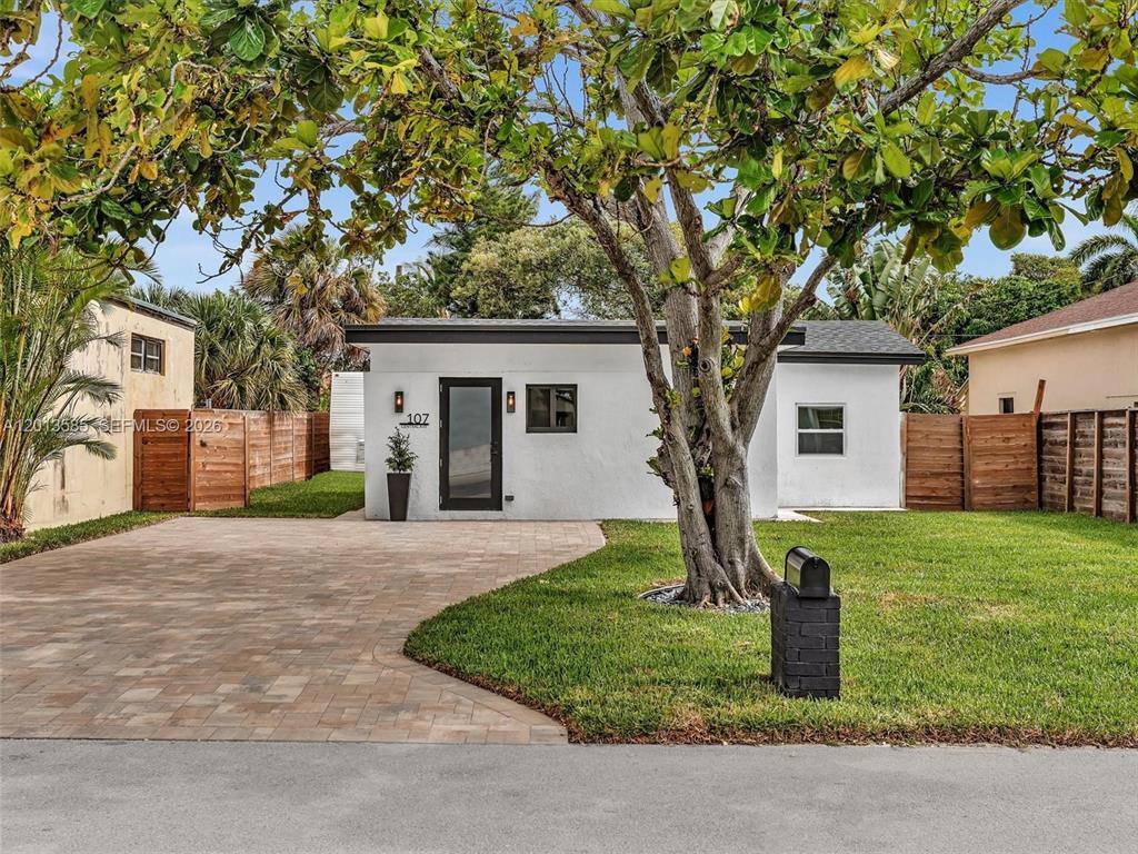 House for rent at 107 Central Ave, Delray Beach, FL 33483