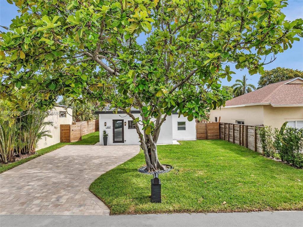 House for rent at 107 Central Ave, Delray Beach, FL 33483