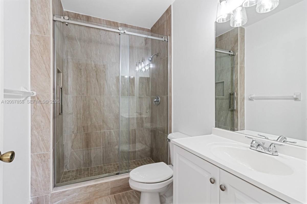Townhouse for rent at 9187 Fontainebleau Blvd, Miami, FL 33172