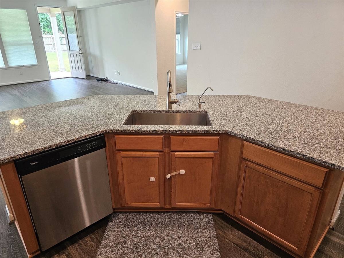 House for rent at 3320 Regal Park Lane, Pearland, TX 77584