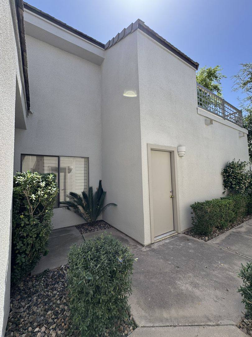Townhouse for rent at 7272 E Gainey Ranch Rd, Scottsdale, AZ 85258