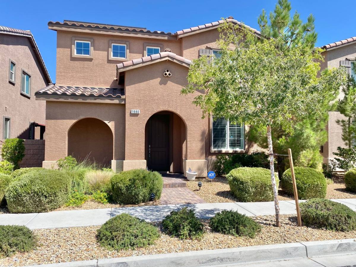 House for rent at 1980 Galleria Spada St, Henderson, NV 89044