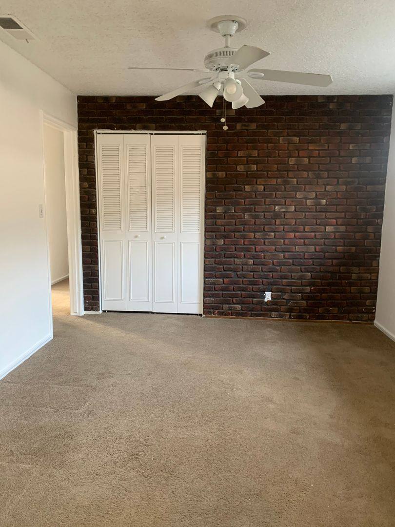 House for rent at 994 S Harris St, Hanford, CA 93230