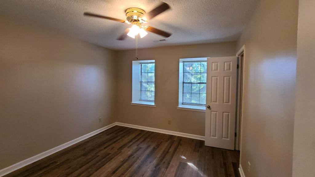 Townhouse for rent at 2131 Westmead Dr, Decatur, AL 35603