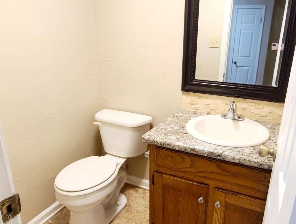 Townhouse for rent at 2131 Westmead Dr, Decatur, AL 35603