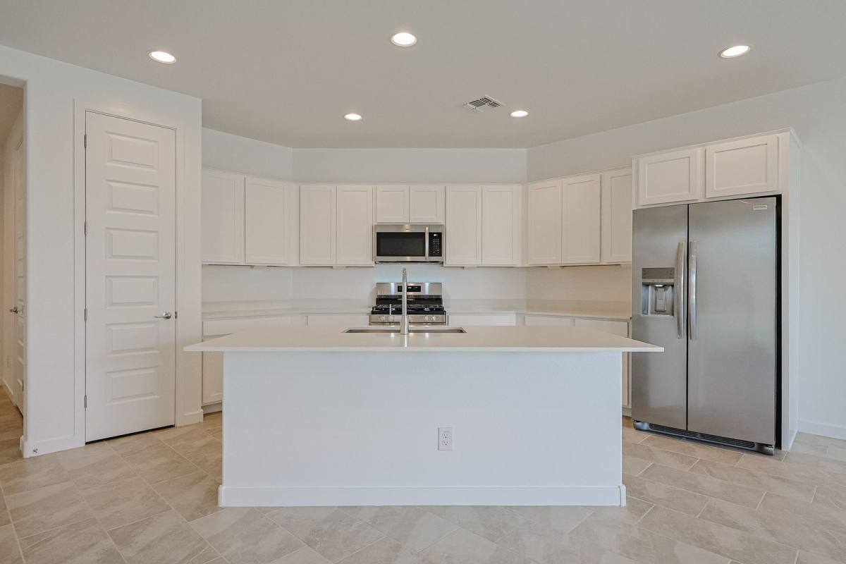 House for rent at 7832 W Hide Trail, Peoria, AZ 85383