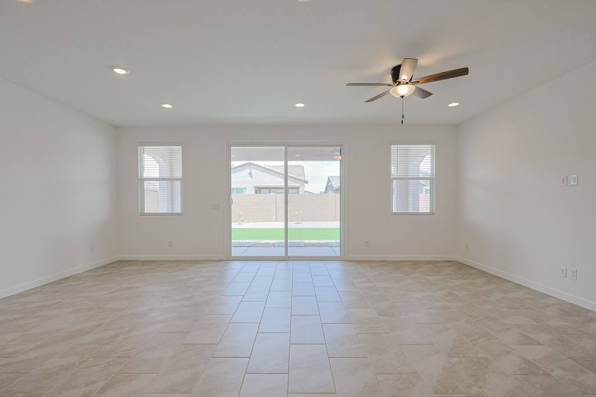 House for rent at 7832 W Hide Trail, Peoria, AZ 85383