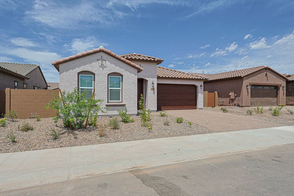 House for rent at 7832 W Hide Trail, Peoria, AZ 85383