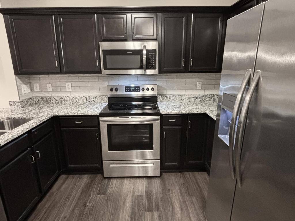 Townhouse for rent at 172 Alexander Blvd, Clarksville, TN 37040
