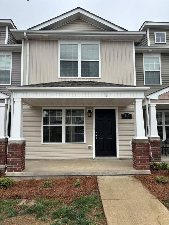 Townhouse for rent at 332 Sam Houston Circle, Clarksville, TN 37040