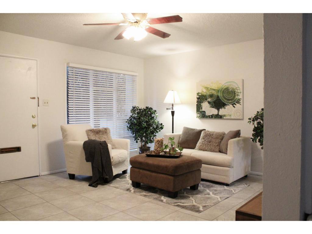 Apartment for rent at 1021 Alvarado Dr SE #B, Albuquerque, NM 87108