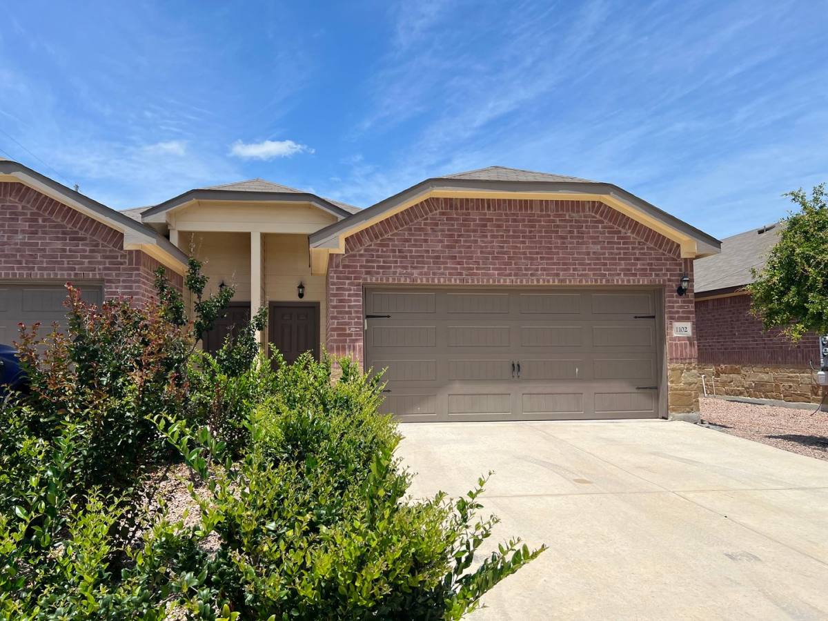 Townhouse for rent at 1102 Renee Way, Seguin, TX 78155