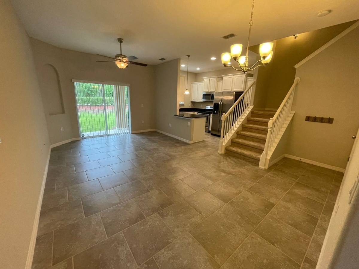 Townhouse for rent at 207 Wentworth Grande Dr, Daytona Beach, FL 32124