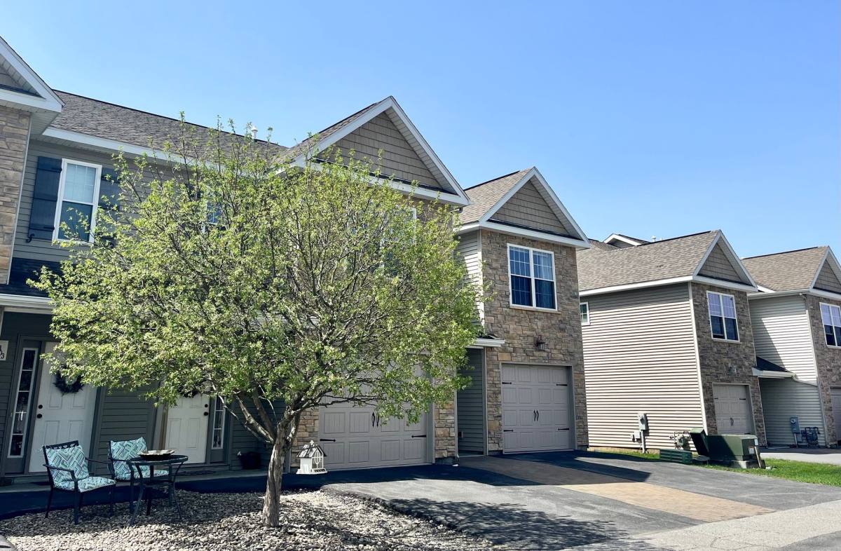 Townhouse for rent at 23 Northern Pines Rd, Gansevoort, NY 12831