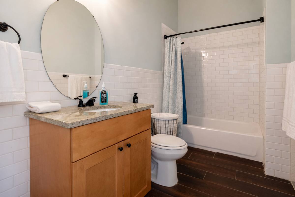 Apartment for rent at 523 Park Ave, Louisville, KY 40208