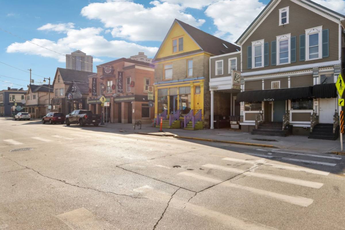 Apartment for rent at 1818 N Pulaski Ave, Milwaukee, WI 53202
