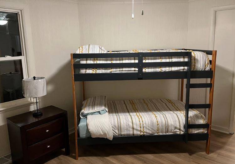 Apartment for rent at 460 N Paw St, Coloma, MI 49038