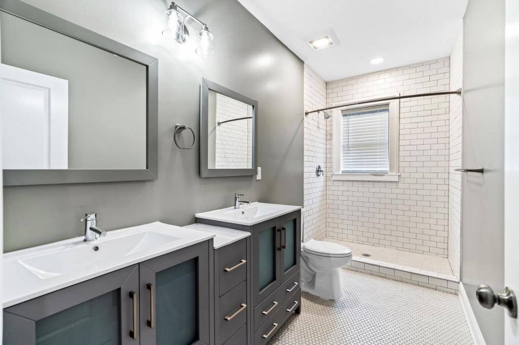 Apartment for rent at 511-201 W Davis, Burlington, NC 27215