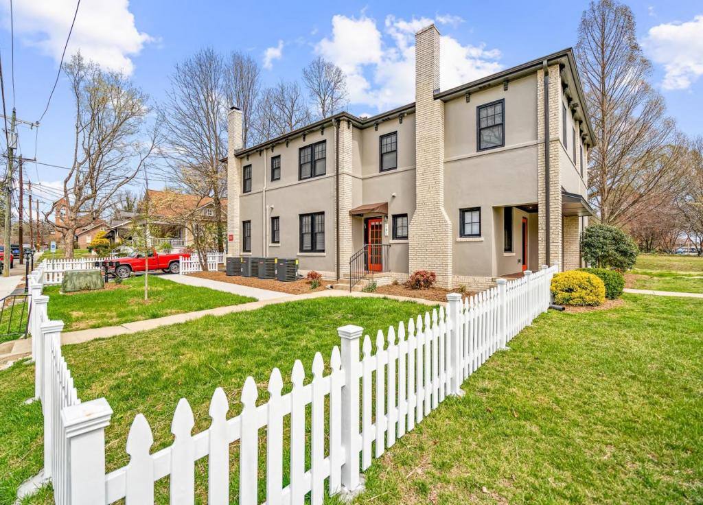 Apartment for rent at 511-201 W Davis, Burlington, NC 27215