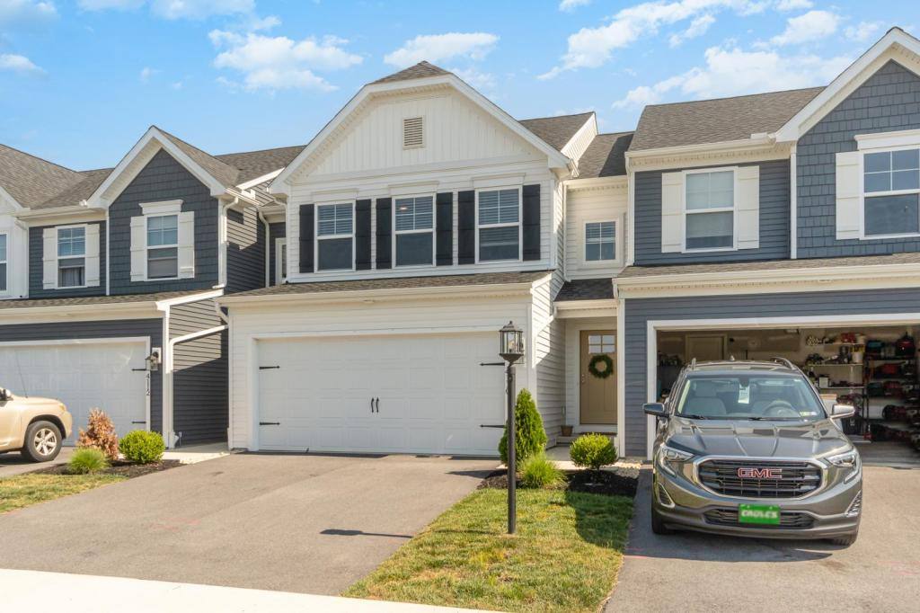 Townhouse for rent at 4110 Orrs Town Court, Mechanicsburg, PA 17050