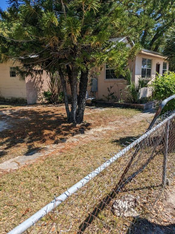 House for rent at 529 Walker Ave, Daytona Beach, FL 32114