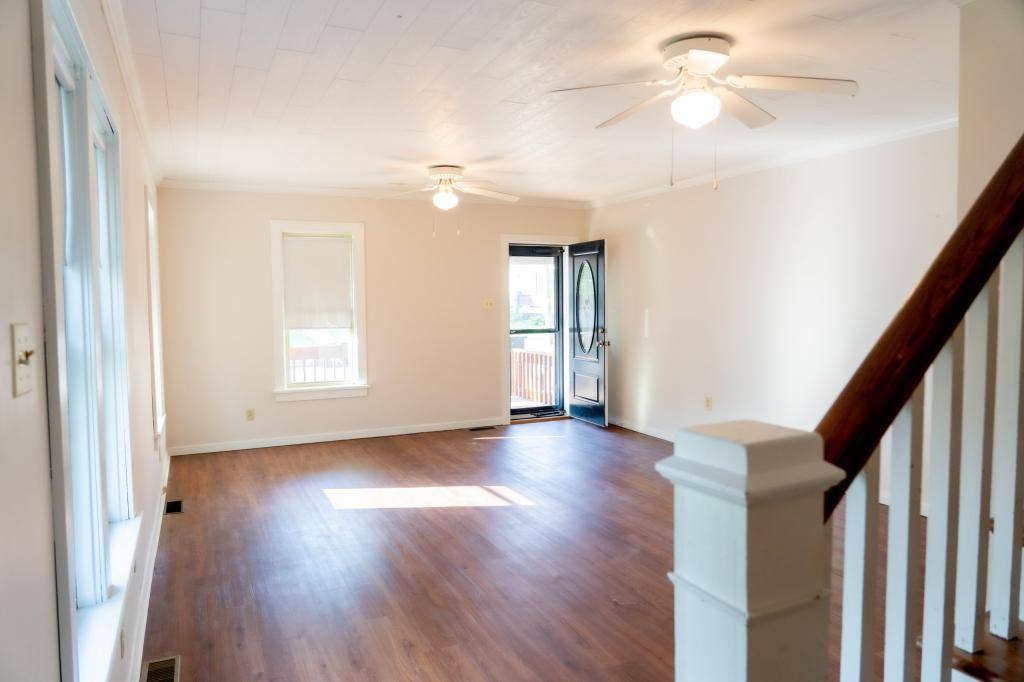 House for rent at 220 W 2nd Ave, Williamsport, PA 17702