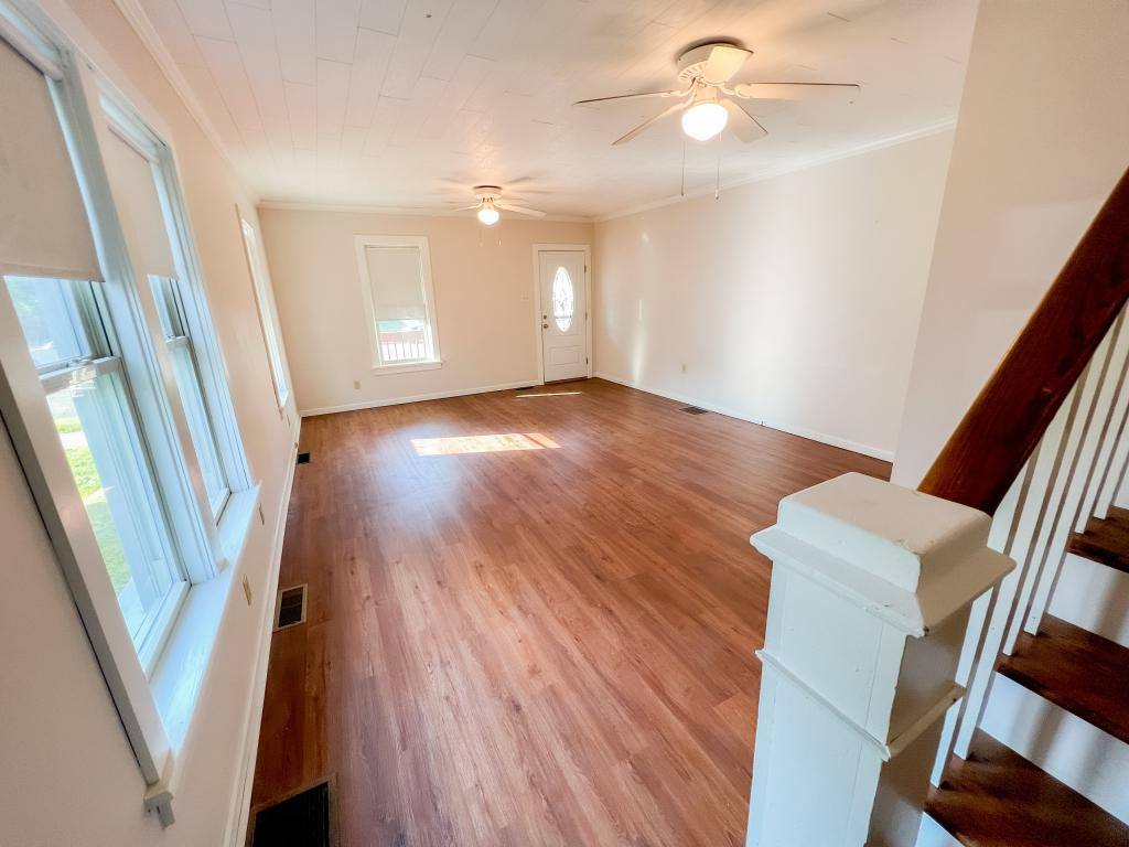 House for rent at 220 W 2nd Ave, Williamsport, PA 17702