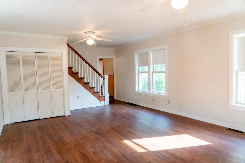 House for rent at 220 W 2nd Ave, Williamsport, PA 17702
