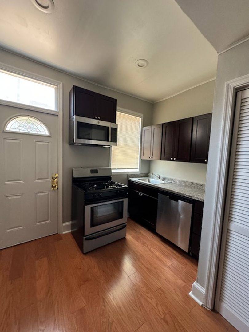 House for rent at 239 K St, NE #HOUS, Washington, DC 20002
