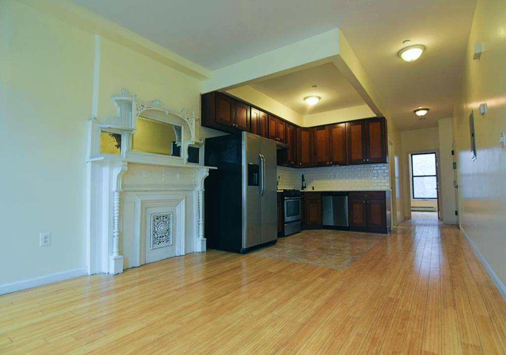 House for rent at 1437 Pacific St, Brooklyn, NY 11216