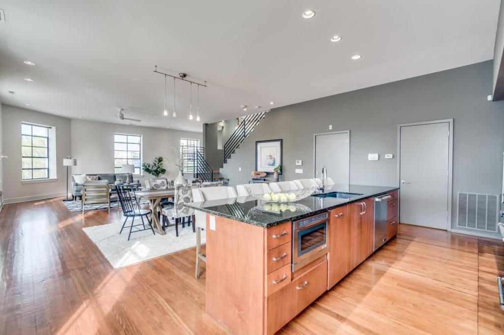 Condo for rent at 101 Morris St, Durham, NC 27703