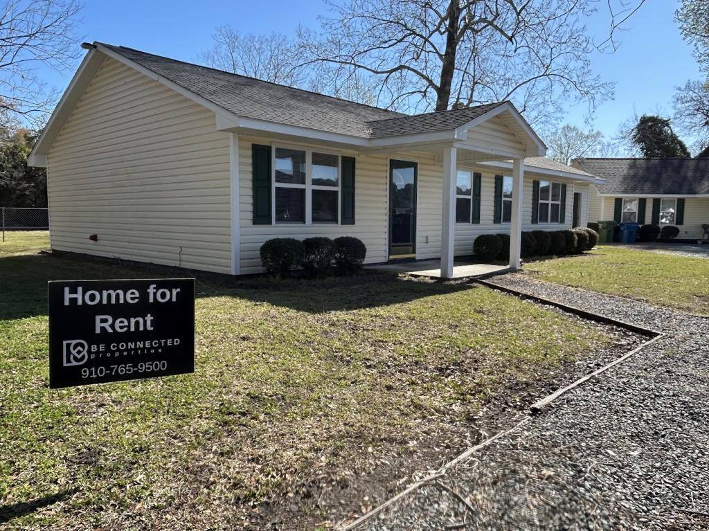 House for rent at 200 Henry St, Wilmington, NC 28405