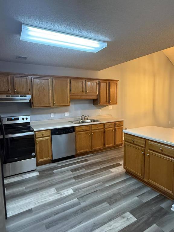 Townhouse for rent at 3709 Stone Ridge Terrace, Birmingham, AL 35216