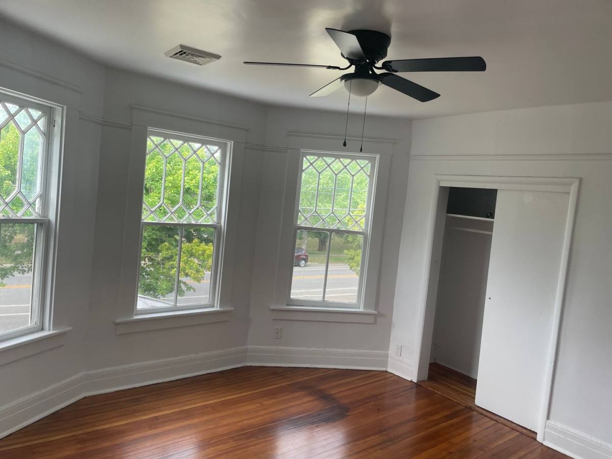 Apartment for rent at 1808 Rivermont Ave, Lynchburg, VA 24503