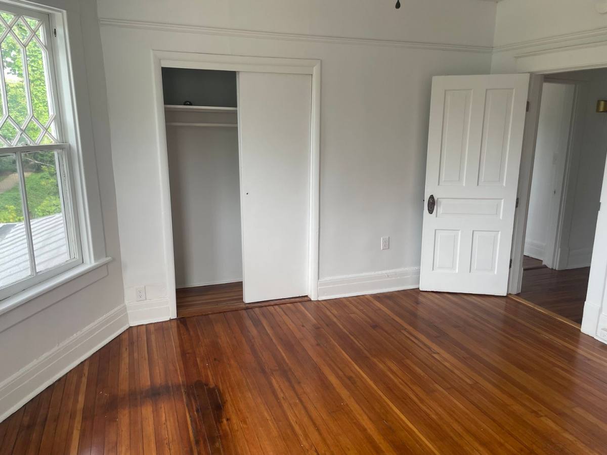 Apartment for rent at 1808 Rivermont Ave, Lynchburg, VA 24503